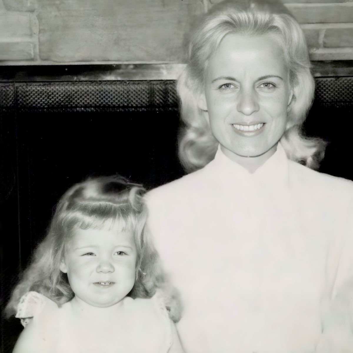 Connie Edwards McGaughy with her mother Dori Edwards in 1960.