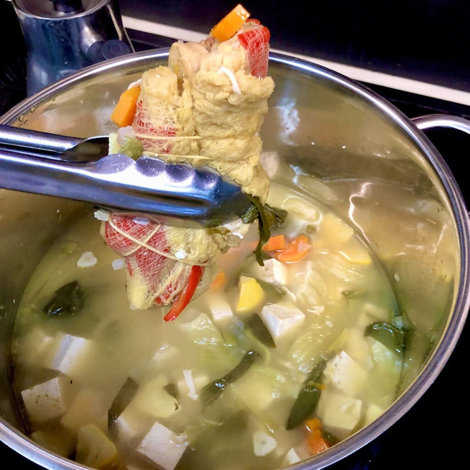 removing sachet from pot