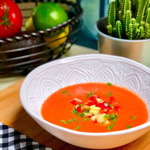 easy-garden-fresh-gazpacho-